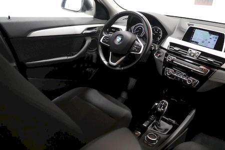 BMW X2 SDRIVE 18DA 136 CV LOUNGE   *********** 1 ERE MAIN AVEC 73125 KMS ***********